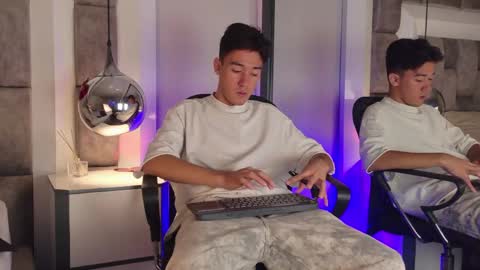 austinreeds online show from May 2026 12:57:02 PM
