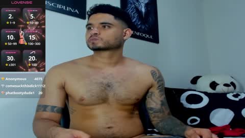 Snapshot of austintorres_ chatting on January 2025 05:32:02 AM AustinTorres online show from January 2025 05:32:02 AM