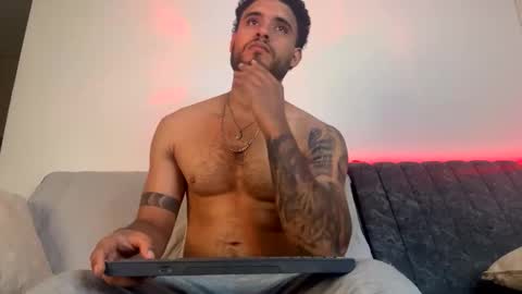 Snapshot of austintorres_ chatting on March 2026 01:21:01 AM AustinTorres online show from March 2026 01:21:01 AM