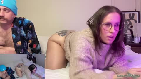 Autumn Cabin Fever online show from February 2025 09:45:02 PM