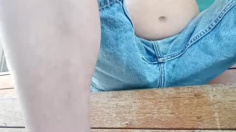 Snapshot of auzzieguy33 chatting on February 2025 06:11:02 AM auzzieguy33 online show from February 2025 06:11:02 AM