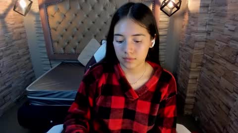 Snapshot of ava_broown chatting on December 2024 03:20:01 AM online show from December 2024 03:20:01 AM