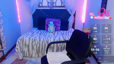 Ava online show from May 2026 08:39:02 PM