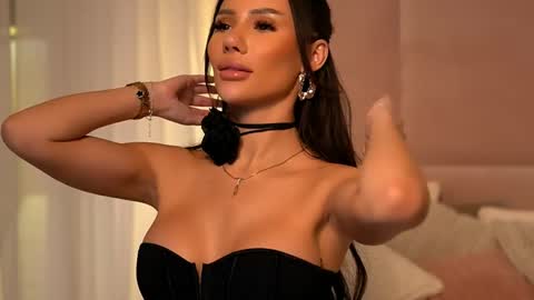 Ava online show from May 2026 01:03:02 AM
