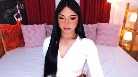 Ava online show from January 2025 07:41:02 PM