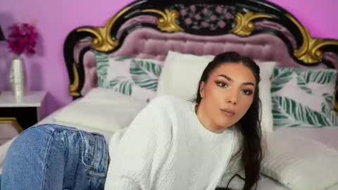 avaaaddamss online show from May 2026 04:30:01 AM