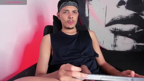 Snapshot of avaggi chatting on September 2025 10:43:02 PM Avaggi online show from September 2025 10:43:02 PM