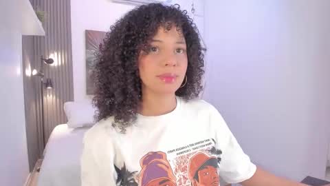 Snapshot of avalon_badger chatting on October 2025 07:47:01 PM Avalon online show from October 2025 07:47:01 PM