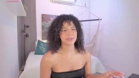 Snapshot of avalon_badger chatting on October 2025 07:47:02 PM Avalon online show from October 2025 07:47:02 PM