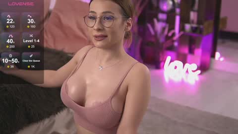 AvaReed online show from January 2025 11:14:01 AM