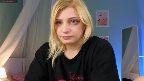 Snapshot of avasun chatting on March 2026 01:22:01 AM avasun online show from March 2026 01:22:01 AM