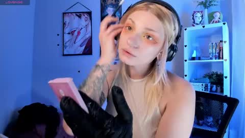 Ava online show from May 2026 03:18:02 PM