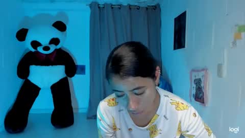 Snapshot of ave_fenix69 chatting on December 2024 02:53:02 AM Valery -- online show from December 2024 02:53:02 AM
