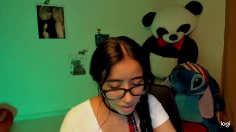Snapshot of ave_fenix69 chatting on March 2025 04:38:02 AM Valery -- online show from March 2025 04:38:02 AM