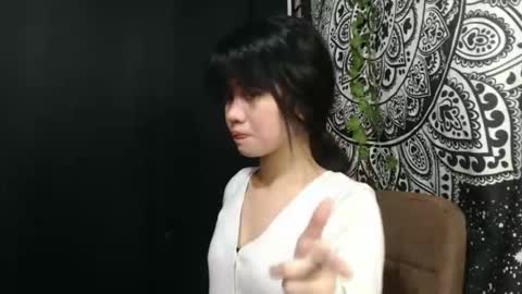 Snapshot of ave_tt chatting on November 2025 06:30:02 PM ave_tt online show from November 2025 06:30:02 PM