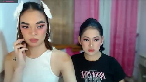 Snapshot of aveenaforyou chatting on June 2026 05:59:01 PM aveenaforyou online show from June 2026 05:59:01 PM