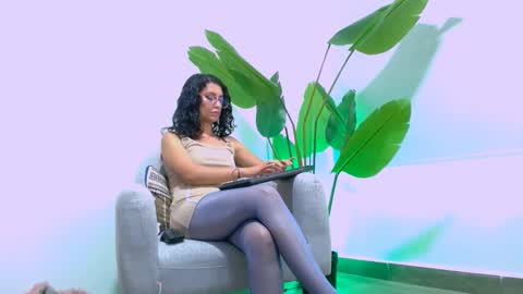 Snapshot of aveline_nuit chatting on February 2026 08:51:01 PM Hi im aqua is nice with me online show from February 2026 08:51:01 PM