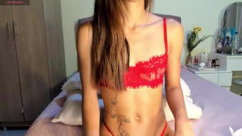 Snapshot of avellana_smith chatting on March 2026 12:17:02 AM Zoe online show from March 2026 12:17:02 AM