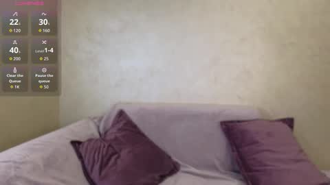 Snapshot of avemilissa chatting on November 2025 08:21:02 PM Lissa online show from November 2025 08:21:02 PM