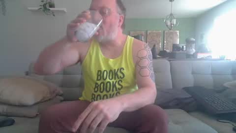 Snapshot of averagegreg chatting on March 2026 08:44:01 PM Greg online show from March 2026 08:44:01 PM