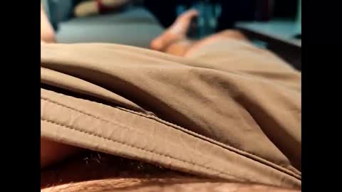 Snapshot of averagejoe2025 chatting on March 2025 01:05:02 PM averagejoe2025 online show from March 2025 01:05:02 PM