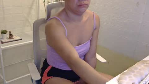 Rhian online show from June 2026 04:47:02 AM