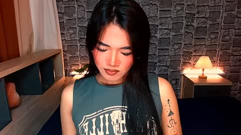 Snapshot of avery_hunt chatting on December 2024 05:37:01 AM Avery online show from December 2024 05:37:01 AM