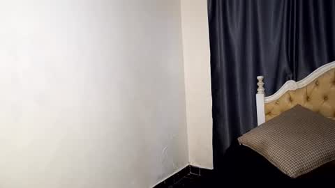 Snapshot of averygoodbadgirl chatting on June 2026 05:54:02 AM averygoodbadgirl online show from June 2026 05:54:02 AM