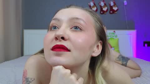 Snapshot of avgustina_love chatting on January 2025 08:24:02 AM avgustina_love online show from January 2025 08:24:02 AM