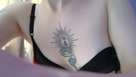 avgustina_love online show from May 2026 11:15:01 AM