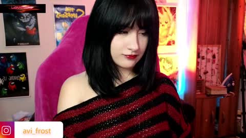 Snapshot of avi_frost chatting on January 2025 08:55:02 AM Saraaaa independent model 3 online show from January 2025 08:55:02 AM