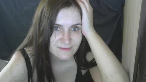 avialenne online show from May 2026 01:18:02 PM
