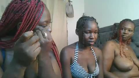 avian_babe1 online show from June 2026 10:14:02 PM