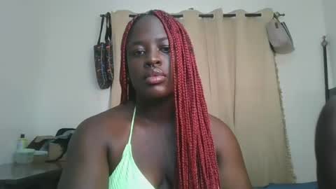 avian_babe1 online show from June 2026 06:52:01 AM