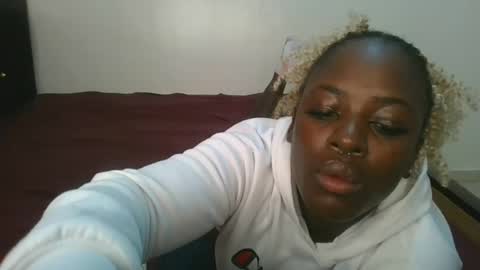 avian_babe1 online show from July 2026 02:09:02 AM