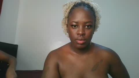 avian_babe1 online show from July 2026 10:02:02 AM