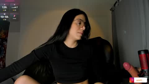   Follow me  Pvt and c2c is on  online show from April 2026 03:53:02 AM