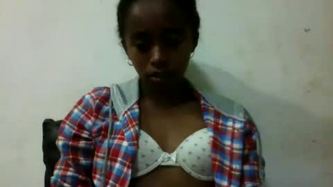 Snapshot of avontsoaldy chatting on October 2025 04:33:01 AM avontsoaldy online show from October 2025 04:33:01 AM