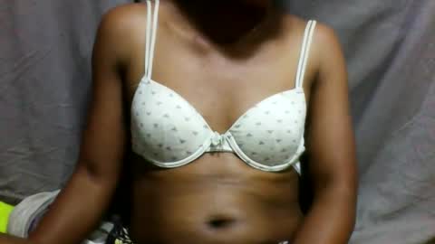 Snapshot of avontsoaldy chatting on October 2025 04:19:02 PM avontsoaldy online show from October 2025 04:19:02 PM