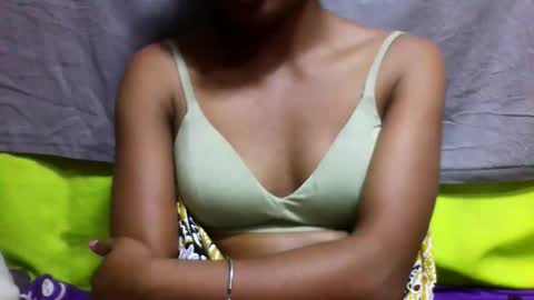 Snapshot of avontsoaldy chatting on October 2025 06:02:01 PM avontsoaldy online show from October 2025 06:02:01 PM