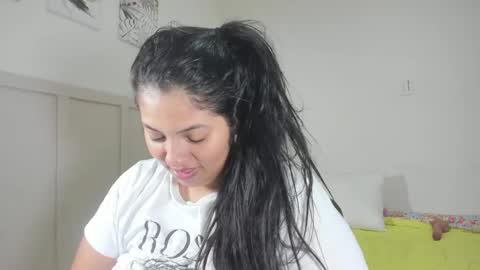 Snapshot of avrilrizox chatting on January 2025 11:39:02 AM avrilrizox online show from January 2025 11:39:02 AM