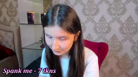 Snapshot of avrora_shy_ chatting on October 2025 07:31:02 AM Avrora online show from October 2025 07:31:02 AM