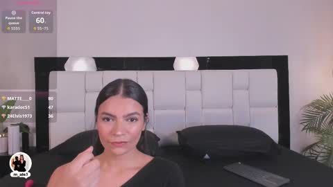 Snapshot of avy_rose_ chatting on February 2026 12:15:02 PM online show from February 2026 12:15:02 PM