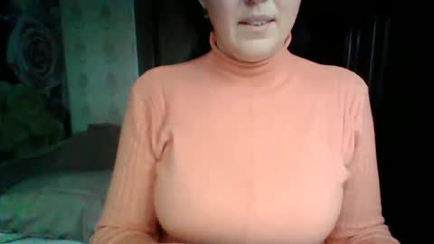 Snapshot of awesomeladyy chatting on December 2024 09:28:02 AM awesomeladyy online show from December 2024 09:28:02 AM