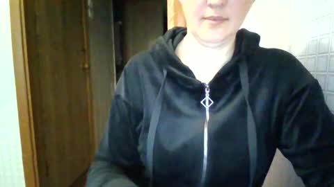awesomeladyy online show from May 2026 09:17:01 AM