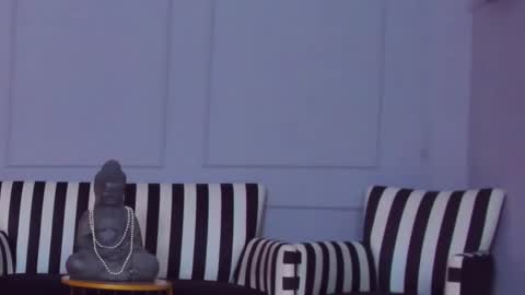 Snapshot of awww_ella chatting on February 2025 05:14:02 AM Ella online show from February 2025 05:14:02 AM