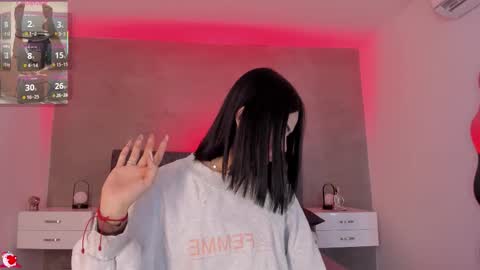 Axara online show from November 2025 12:26:01 PM