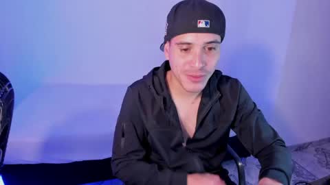 Snapshot of axel__fierro chatting on April 2026 08:17:01 PM axel__fierro online show from April 2026 08:17:01 PM
