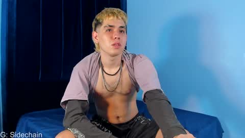 Axel cifer online show from December 2024 04:56:01 AM