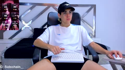 Axel cifer online show from January 2025 11:50:02 PM